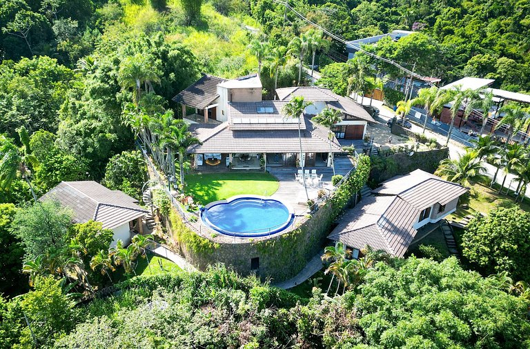 Casa Exclusiva à Venda no Siriúba II – Ilhabela