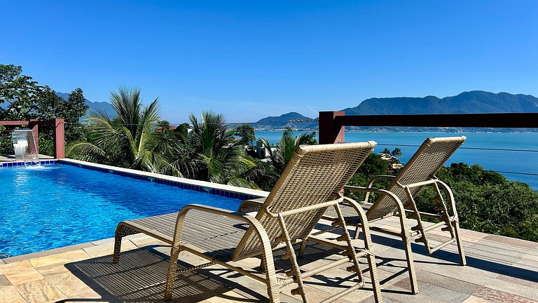 Casa Exclusiva com Vista para o Mar no Siriúba II – Ilhabela