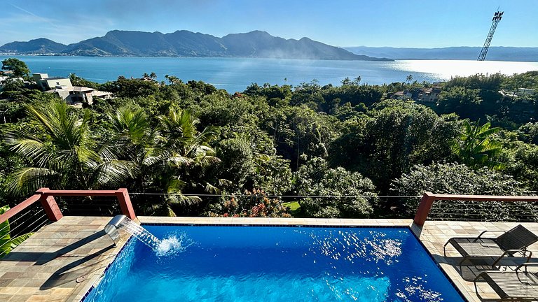 Casa Exclusiva com Vista para o Mar no Siriúba II – Ilhabela