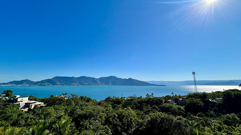 Casa Exclusiva com Vista para o Mar no Siriúba II – Ilhabela