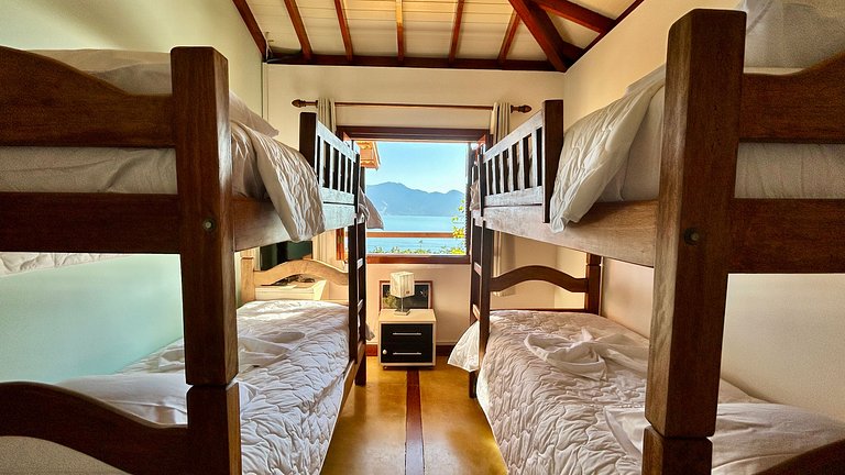 Casa Exclusiva com Vista para o Mar no Siriúba II – Ilhabela
