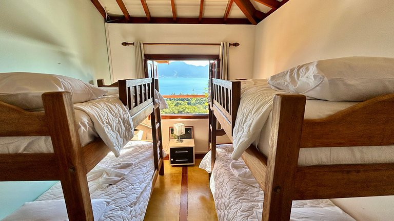 Casa Exclusiva com Vista para o Mar no Siriúba II – Ilhabela