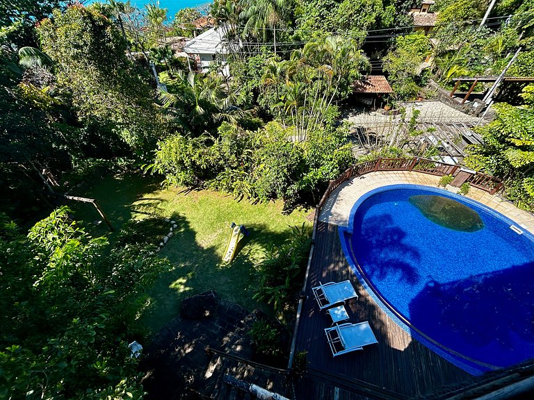 Um paraíso, com 2 terrenos, em condomínio à beira-mar na Pon