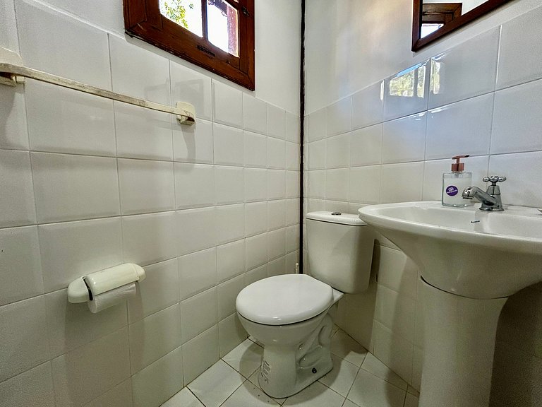 Um paraíso, com 2 terrenos, em condomínio à beira-mar na Pon
