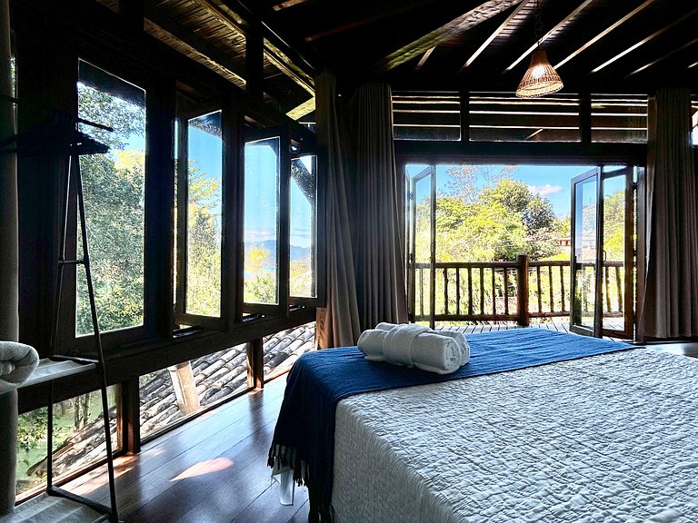 Um paraíso, com 2 terrenos, em condomínio à beira-mar na Pon