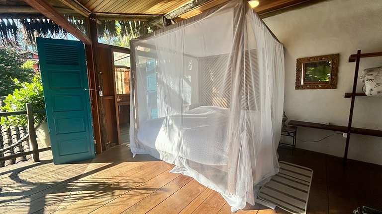 Linda casa, próxima á praia da Armação