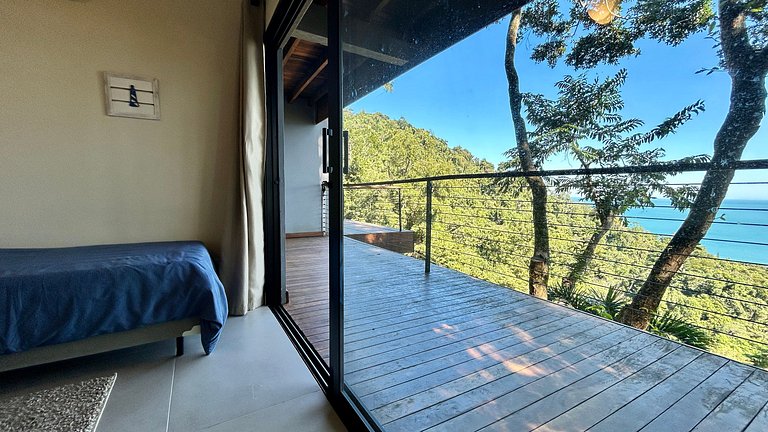 Vista mar, piscina, a 2 min da cachoeira 3 Tombos
