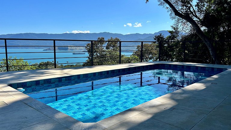 Vista mar, piscina, a 2 min da cachoeira 3 Tombos