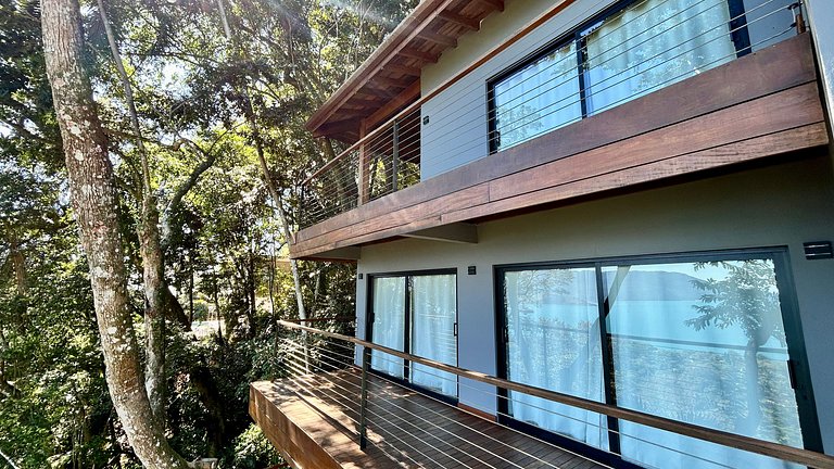 Vista mar, piscina, a 2 min da cachoeira 3 Tombos