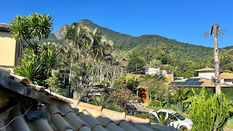 Piscina, espaço gourmet e vista