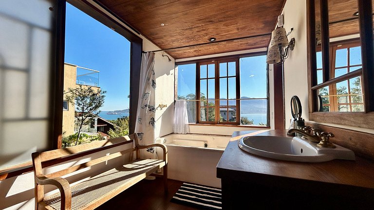 Piscina, espaço gourmet e vista