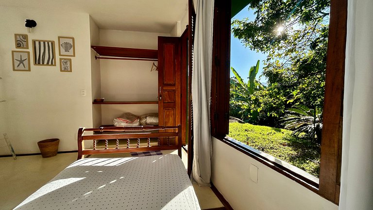 Piscina, espaço gourmet e vista