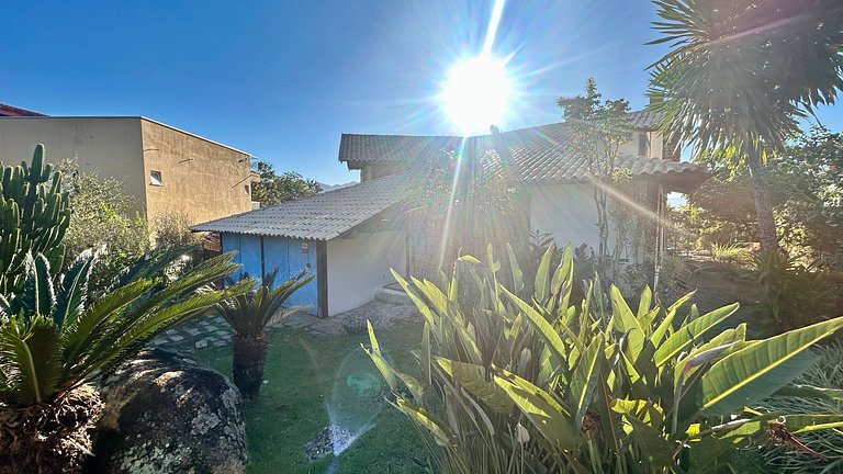 Piscina, espaço gourmet e vista