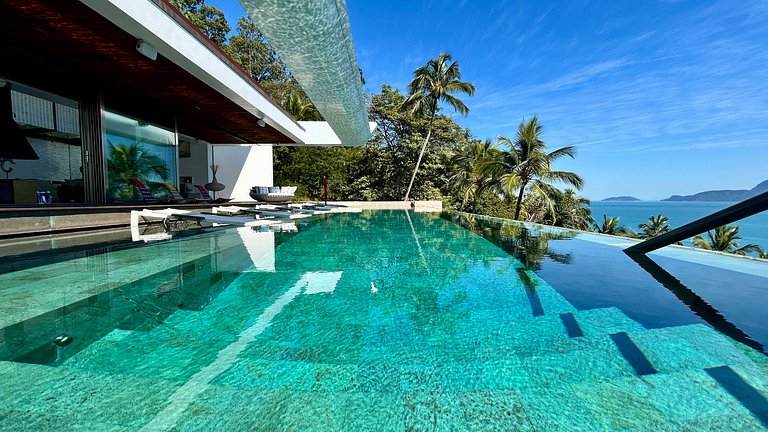 Casa Barco - Um ícone da arquitetura Ilhabela