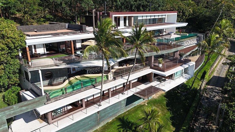 Casa Barco - Um ícone da arquitetura Ilhabela