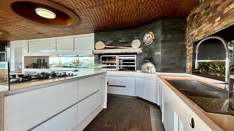 Casa Barco - Um ícone da arquitetura Ilhabela