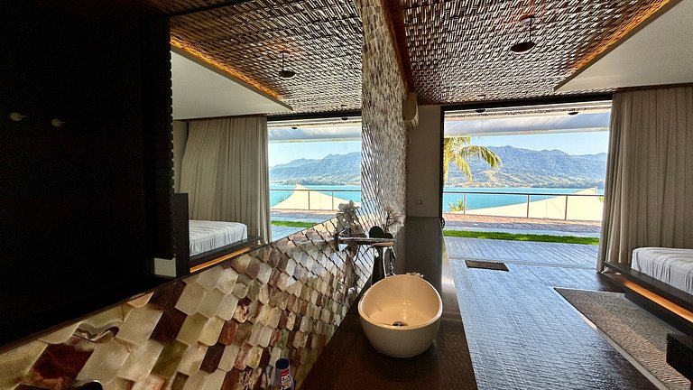 Casa Barco - Um ícone da arquitetura Ilhabela