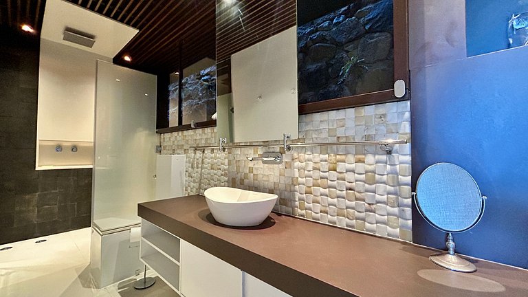 Casa Barco - Um ícone da arquitetura Ilhabela