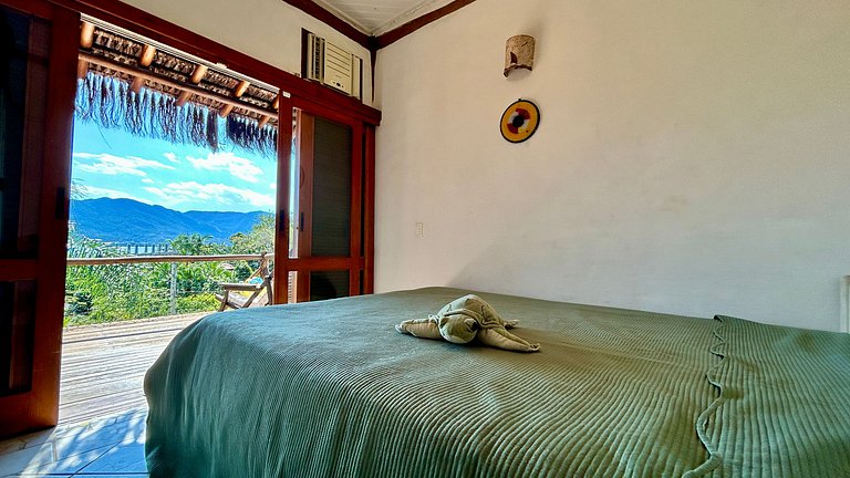 Piscina aquecida, espaço gourmet a 50m da praia