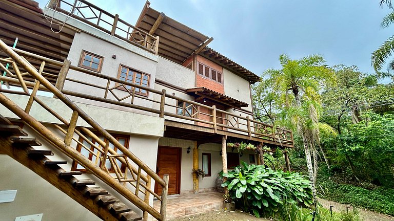Ilhabela Greens Golf Club, piscina e churrasqueira