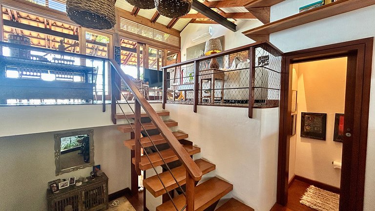 Casa aconchegante, vista espetacular para o mar