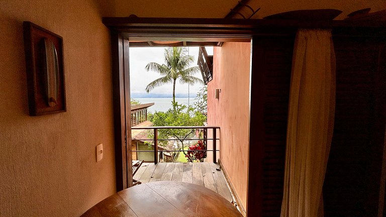 Casa aconchegante, vista espetacular para o mar