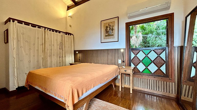 Casa aconchegante, vista espetacular para o mar