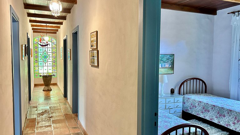 Casa à beira-mar ao Norte de Ilhabela